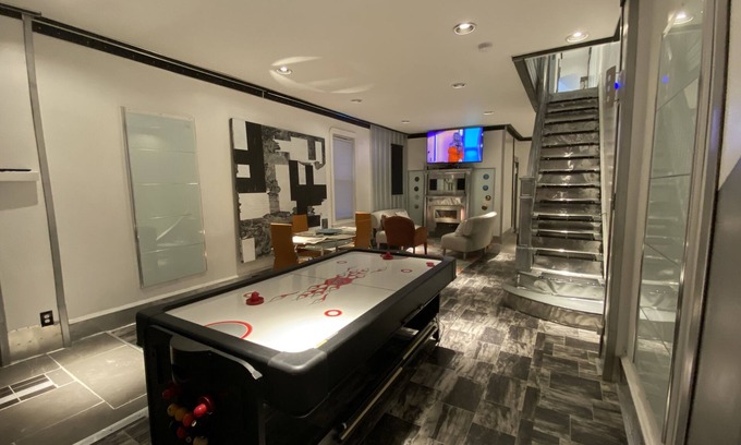 Camden House | The Blackberry Tree House