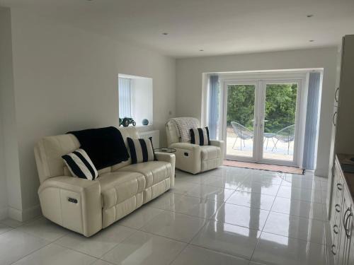 Londonderry Villa | The Bleach Green Cottage