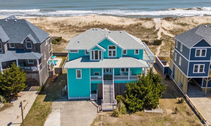 Waves House | The Blue Moon - Ocean Front - Pool - Hot Tub - Theater - Elevator- Dog Friendly!