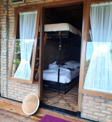 Balige House | The Boat Homestay and Spa