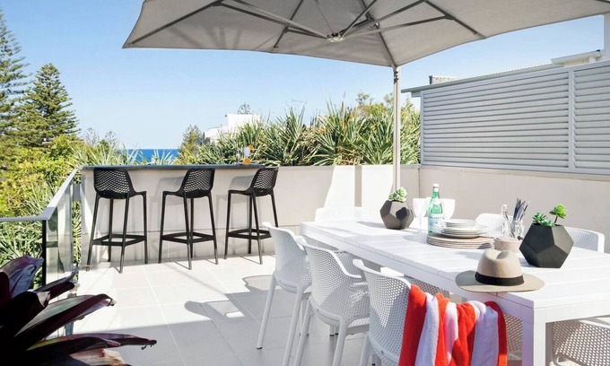 Sunshine Beach Apartment | The Boat House, 5 Bryan, Beside Beach, Heated Pool