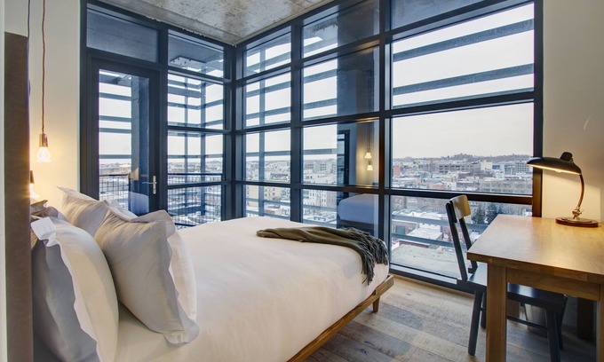 Queens Hotel | The Boro Hotel