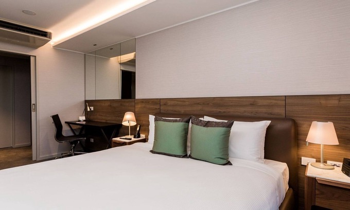 Mascot Apartment | The Branksome Hotel And Residences