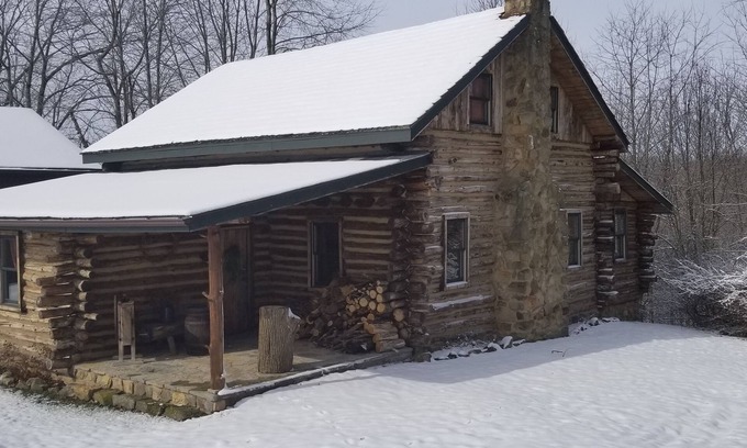 Paris Cabin | "The Cabin" A handcrafted Log Cabin with 1800's décor, trails and privacy!
