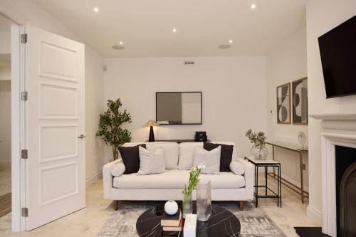 Cantelowes Apartment | The Camden Park Place - Lovely 4BDR Flat with Garden