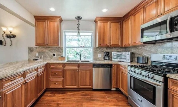 Shaver Lake Cabin | The Carriage House