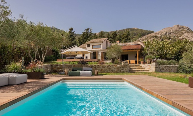 Betis Villa | The Cave Tarifa (Large)- Luxury in the countryside