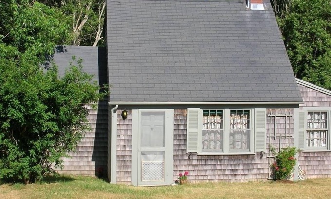 Eastham Cottage | The Charm of Old Cape Cod