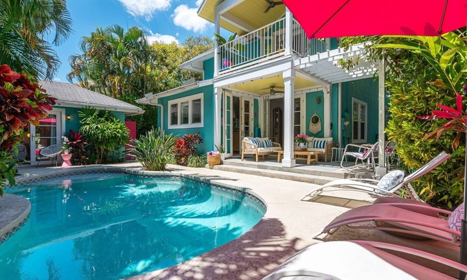 West Palm Beach House | The Colony House on Croton - Palm Beach Luxury