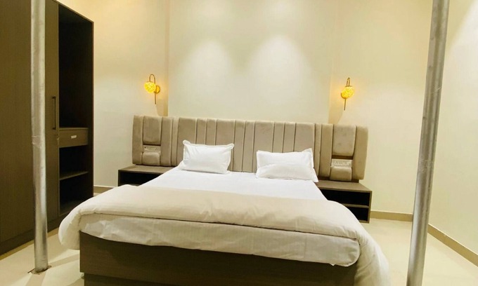 Varanasi Hotel | The Commune Varanasi