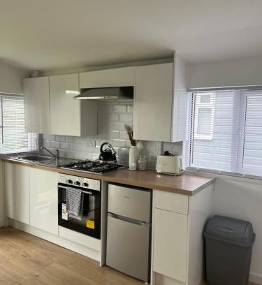 Warden House | The Cosy Summer House