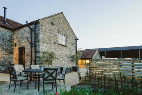 Little Stoke House | The Cottage- Hopewell