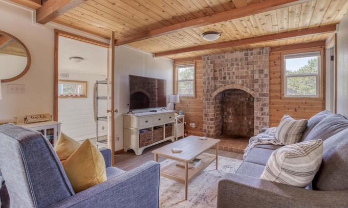 Pacific City House | The Cottage Keeper - Meredith Lodging