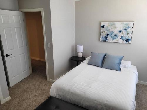 Elkhorn House | The Cottonwood at Coventry Rows