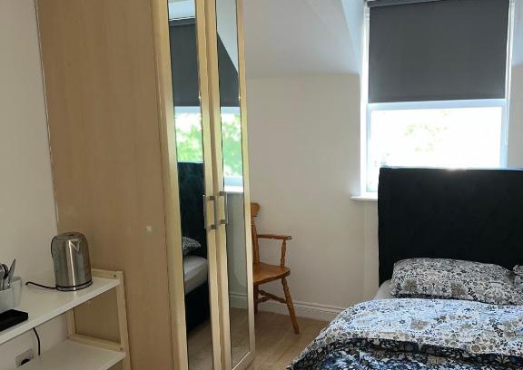 Edgware House | The Court