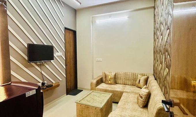Indore Bed & Breakfast | The Cozy Stay