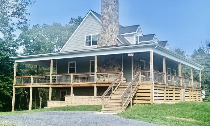 Linville House | The Creekside- 10 mins from Harrisonburg