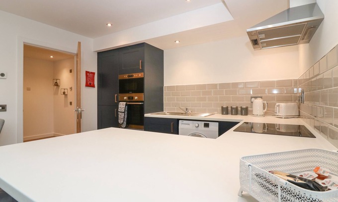 Keith Cottage | The Dance Hall at The Institute Executive Apartments