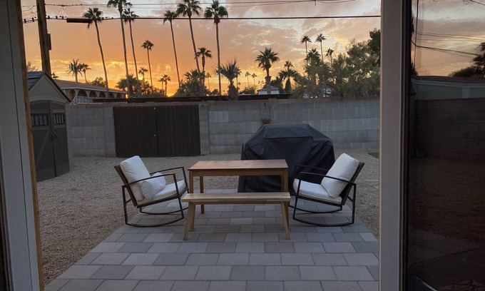 Tempe House | The Desert Farmhouse /Relaxing getaway close 2 everything Scottsdale and Tempe
