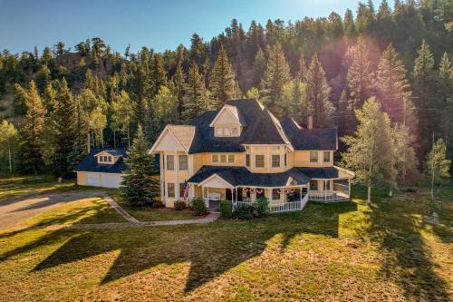 South Fork House | The Dragonfly Main House