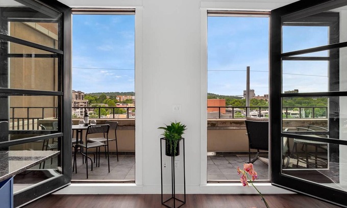 Fayetteville Apartment | The East View - Overlooks Downtown - Steps to Dickson