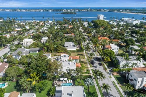 Central Park Villa | The Elysian Villa