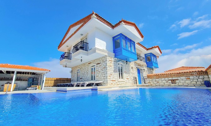Cesme Bed & Breakfast | The Fountain Çeşme