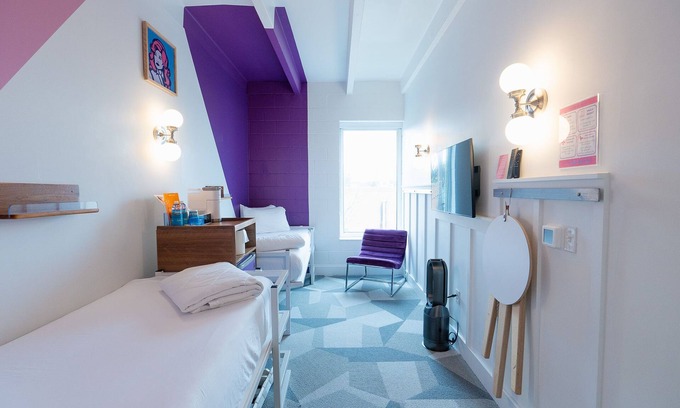 East Hill House | The Gallatin Twin Room 317, Close to Downtown!