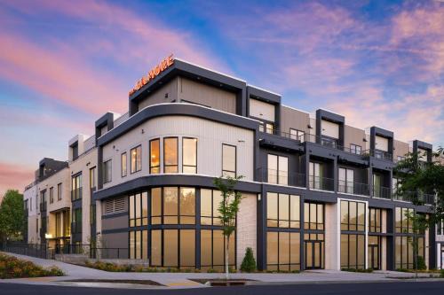 12 South House | The Gilmore, an AvantStay Hotel