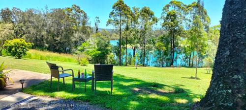 Urunga House | The Glade, peace among the trees on the river