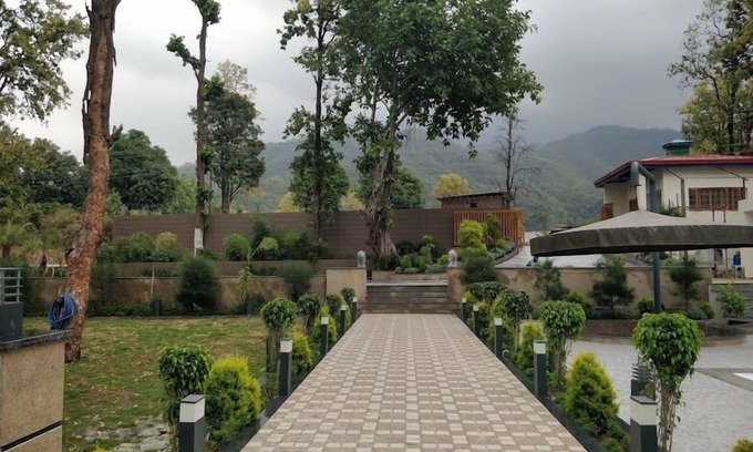 Bullawala Hotel | The Green Icon Resort