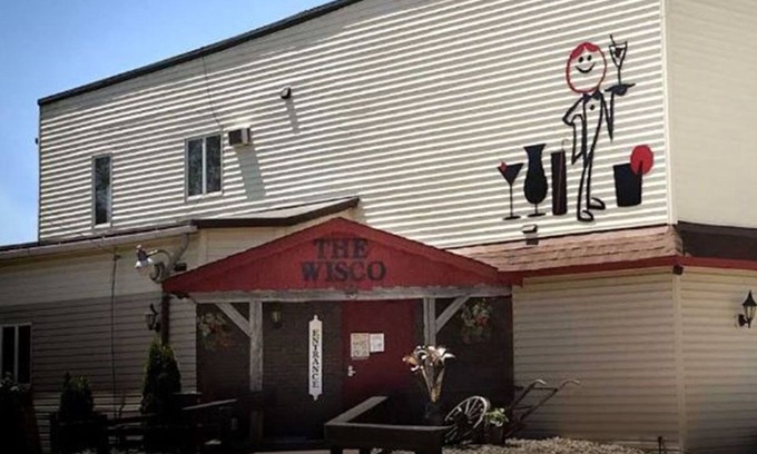 Mayville Bed & Breakfast | The Guest House at The Wisco An Old Fashioned Supper Club