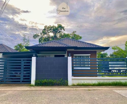 Tagum House | The Hausévo Transient House 3BR