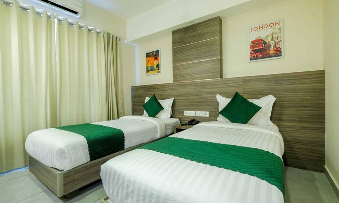 Thampanoor Hotel | THE HEARTLAND INN