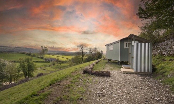 Meathop Other | The Heron Shepherds Hut at Lyth Valley