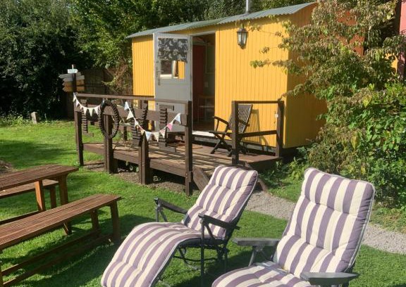 Cowbridge Ski Chalet | The Hideaway at Duffryn Mawr Self Catering Cottages