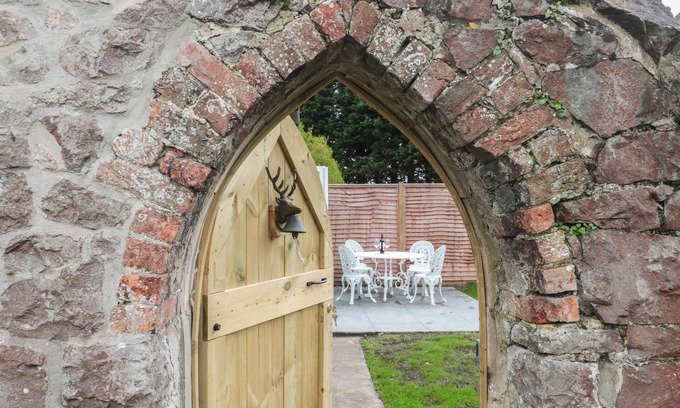 Lympsham Cottage | The Hideaway