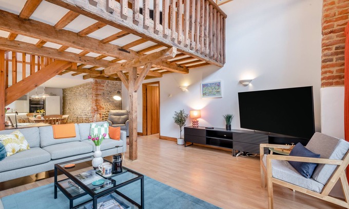 Aldborough House | The Holkham - Four Bedroom House, Sleeps 8