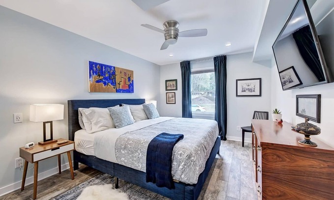 Cherry Apartment | The Home Collection - 510 Queens Road