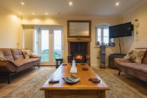 Waltham House | The Homestead by Bloom Stays