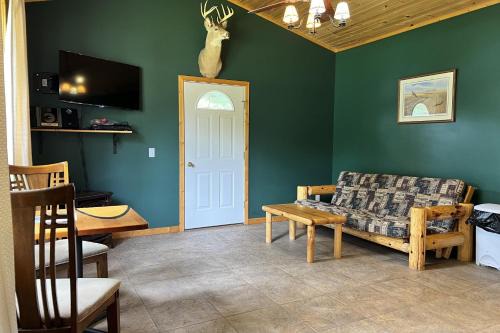 Mercer House | The Honeymoon