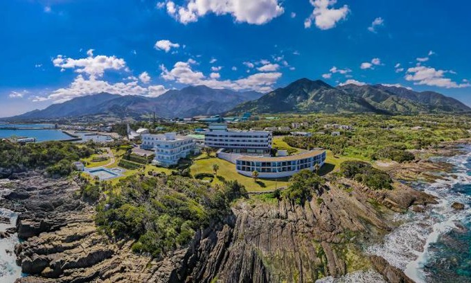 Miyanoura Hotel | THE HOTEL YAKUSHIMA ocean & forest