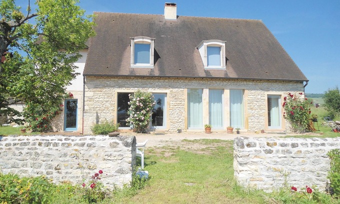 Saint-Boil Cottage | "The House" in Gîtes 'Le Haut de Collonge' near Cluny/Taizé/Cormatin
