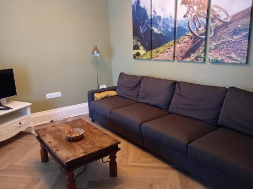 Machynlleth House | The House of Gnarrr