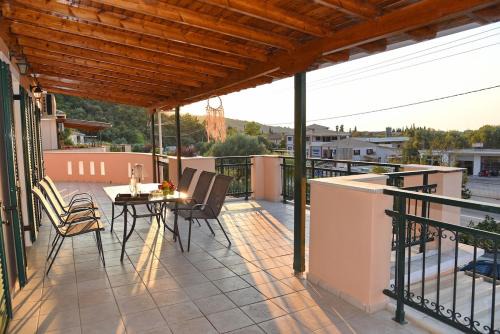 Amfilochia Apartment | The house of Victo-Ria