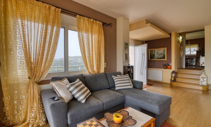 Archea Pissa House | The House Olympia