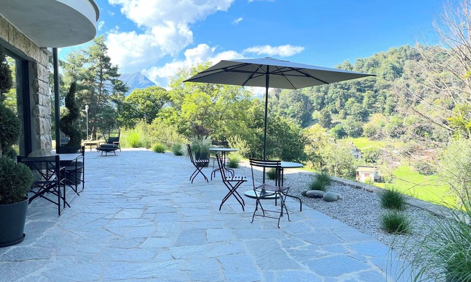 Guello House | The Iconic Lodge: an authentic experience in the heart of the Bellagio hills.