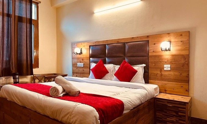 Vashist Hotel | The Kanchanikoot