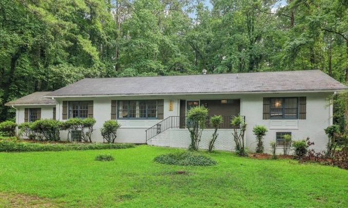 East Point House | The Landing Spot Near Atlanta Airport