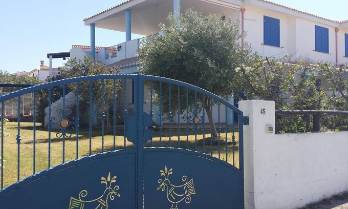 Calasetta House | The Lapwings 1